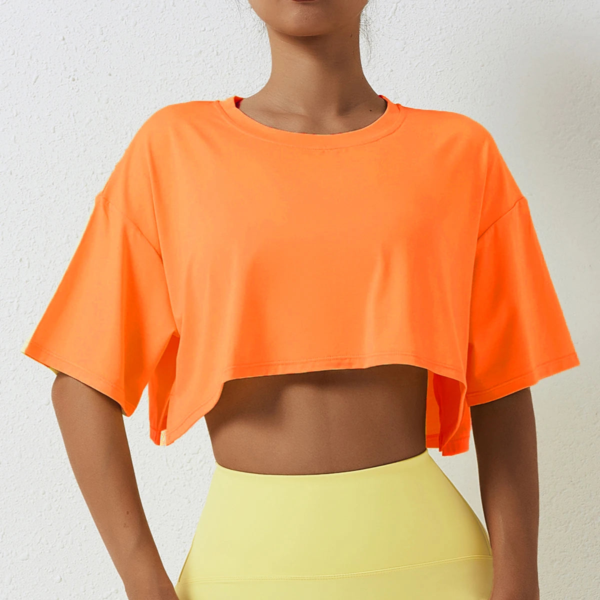 Bold Edge Cropped Tee